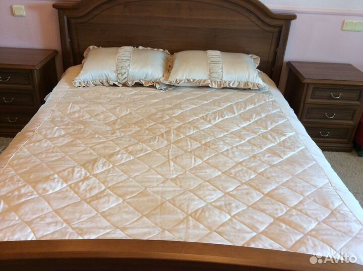 Комплект: покрывало + подушки на кровать 160Х200