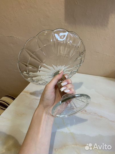 Ваза для фруктов, конфетница