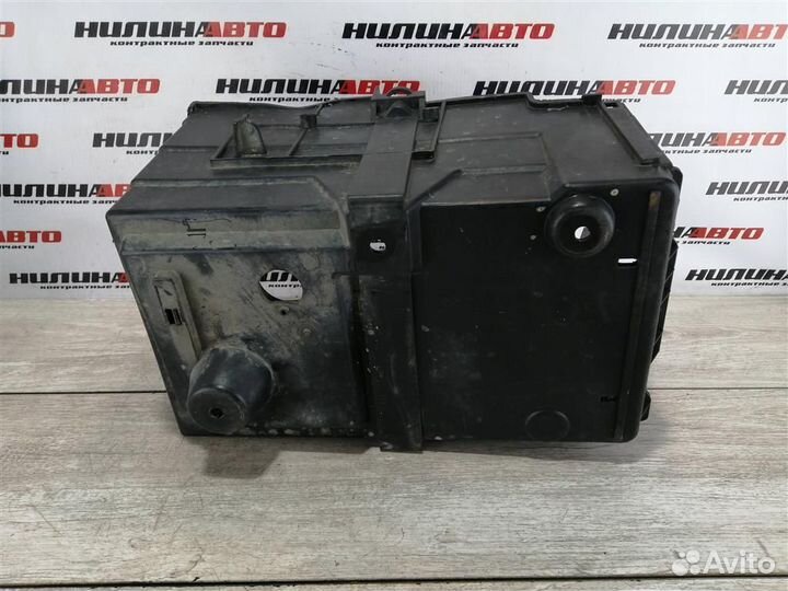 Корпус акб Форд Фокус 2 Фокус 2 Ц-мах