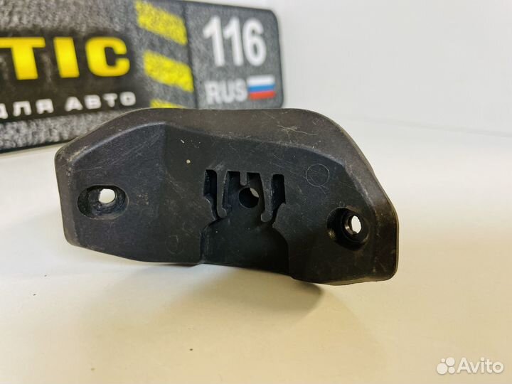 Кронштейн активатора лючка бензобака Astra h Астра