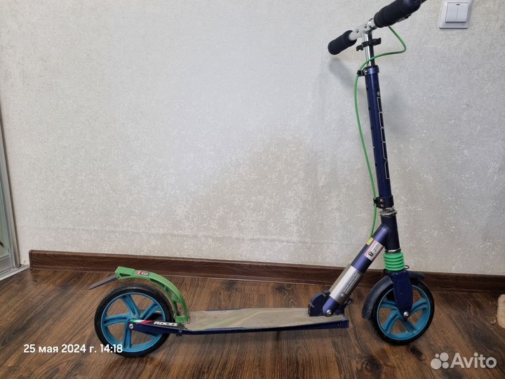 Самокат Roces 200 мм