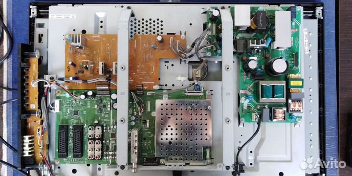 Телевизор на запчасти