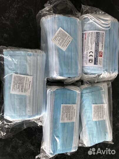 Медицинская маска одноразовая