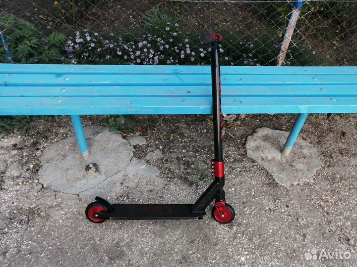 Трюковой самокат