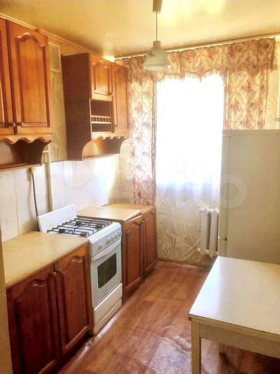 2-к. квартира, 46 м², 4/9 эт.