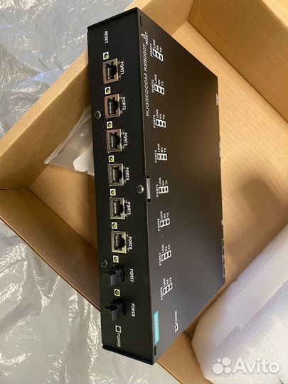 Siemens Ruggedcom RS8000 TNC-HI-MM-MS-XX