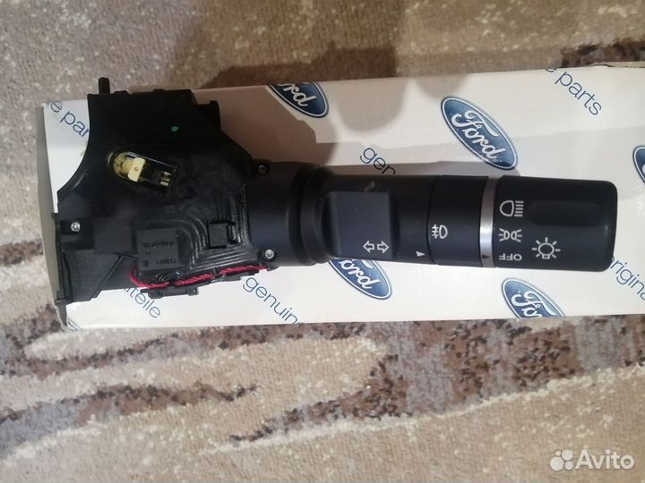 Новый переключатель света фар Ford Ranger 2011