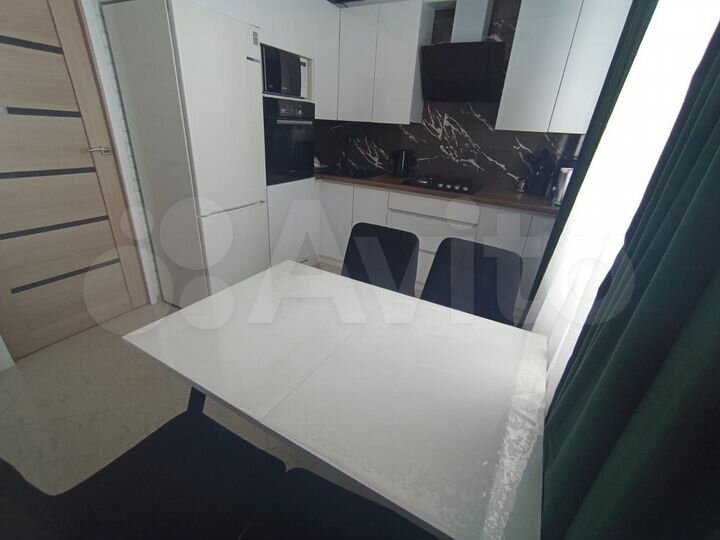 2-к. квартира, 60,1 м², 10/11 эт.