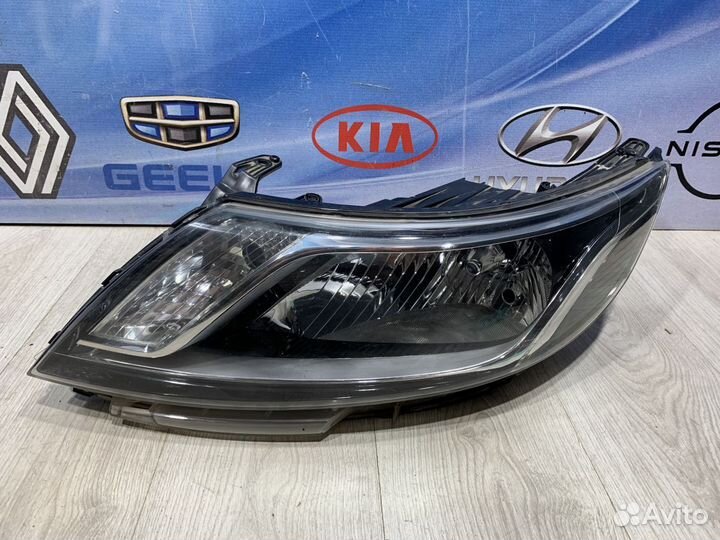 Фара Kia RIO 3 Лев