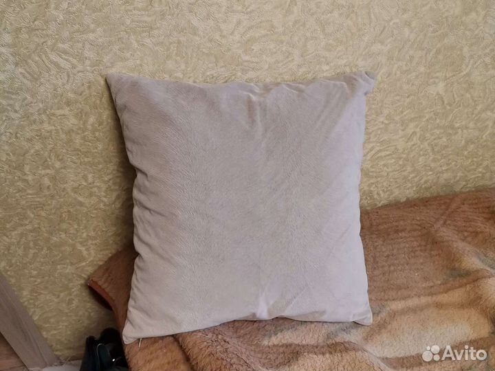 Подушка диванная