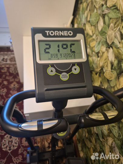 Эллиптический тренажер torneo