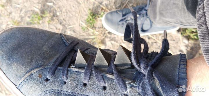 Шипы в обувь самозащита пластик безопасность