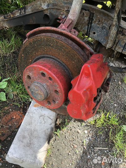 Тормозные суппорта на Mercedes Sкласс W140