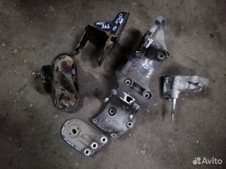 Chevrolet Epica 2006-2012 2л МКПП Опора Двс МКПП