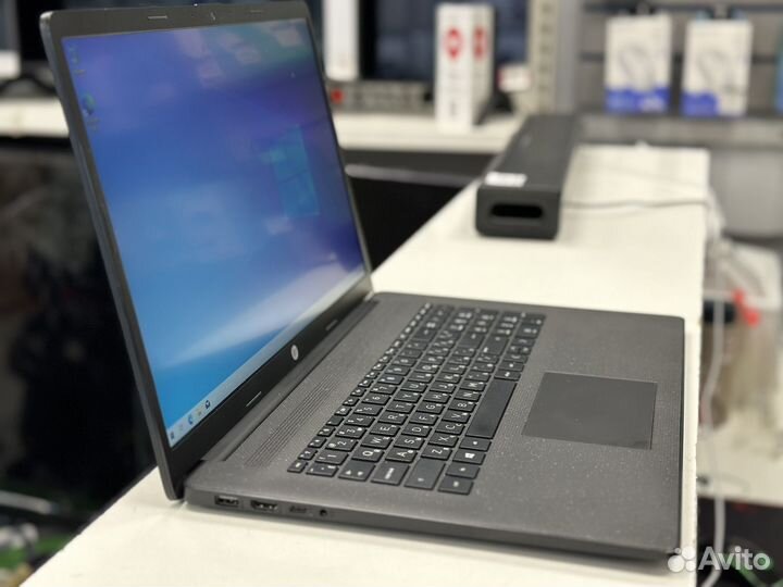 Ноутубк HP Laptop 17-CN0097UR