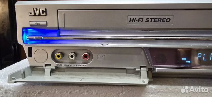 Видеомагнитофон jvc HR xv3 голубая серия