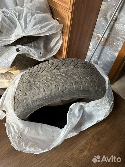 Nokian Tyres Hakkapeliitta R2 245/45 R19