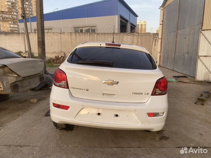 Разбор Chevrolet Cruze 2012 1.8 МКПП хэтчбек