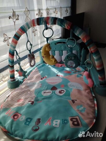 Развивающий коврик с пианино