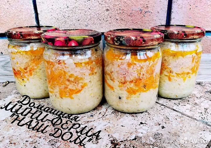 Булгур с тефтельками, подливкой и овощами