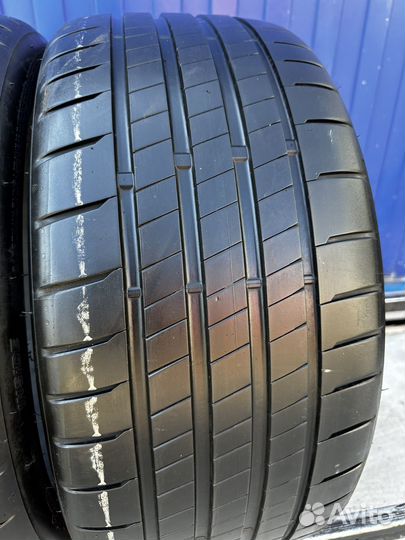 Bridgestone Potenza S005 235/35 R19