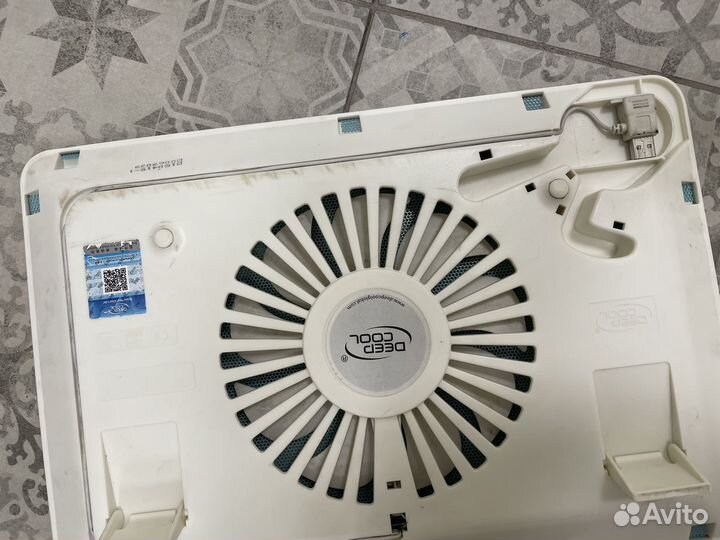 Подставка с охлаждением для ноутбука