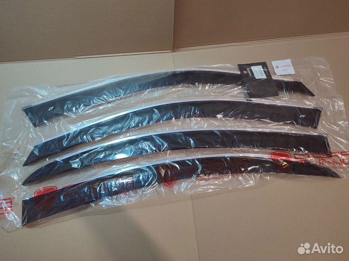 Дефлекторы ветровики окон