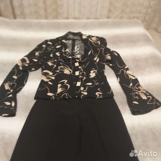 Костюм на девочку подростка