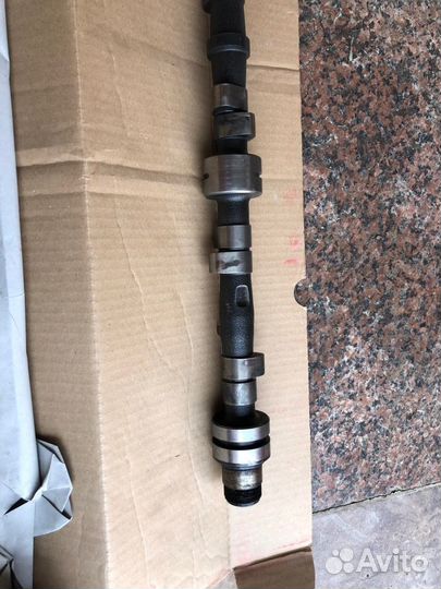 Распредвал и рокера M30B34