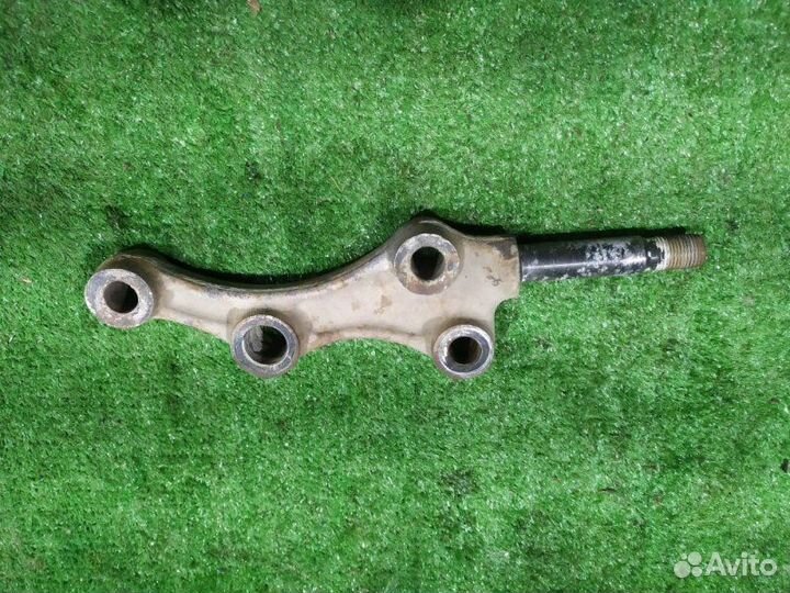 Рычаг подвески левый Toyota Vista SV40 4S-FE