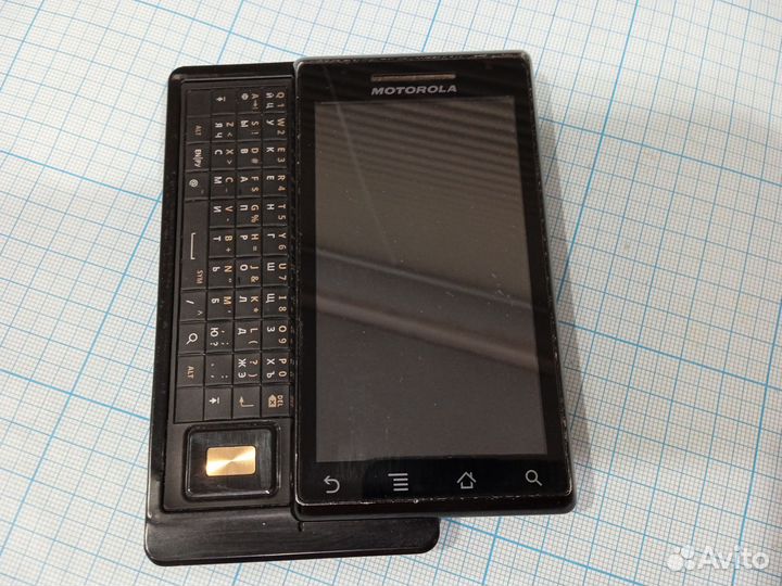 Motorola Milestone, 512 МБ