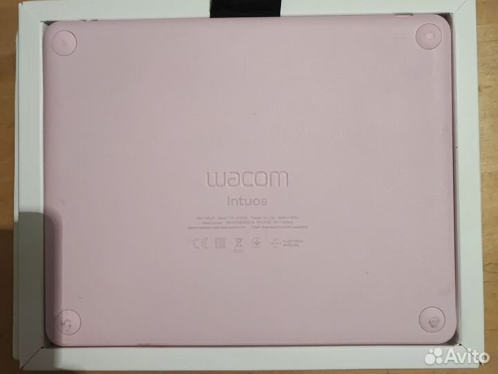 Графический планшет wacom IntuosS