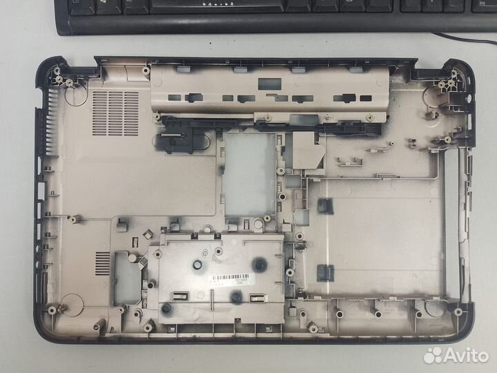 Поддон для ноутбука HP Pavilion G6-2000