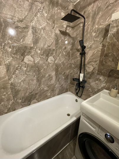 2-к. квартира, 47 м², 2/5 эт.