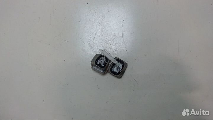 Подсветка номера Mazda 3 (BM), 2016