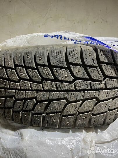 Michelin 4X4 A/T 20.5/60 R16