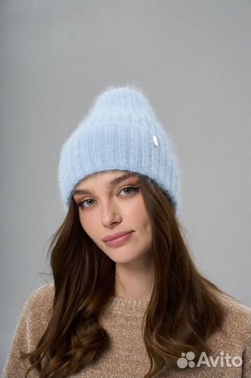 Шапка женская из ангоры черная,белая и другие