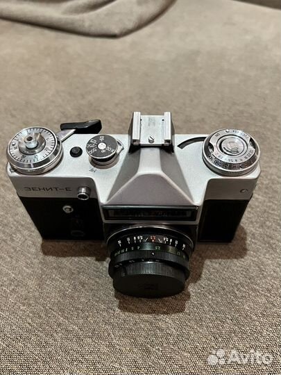 Плёночный фотоаппарат Зенит-Е