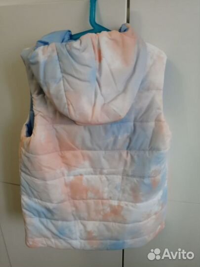 Утеплённый жилет для девочки 152