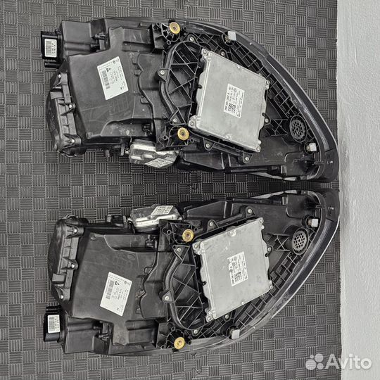 Фары Porsche Panamera 971 matrix black full led