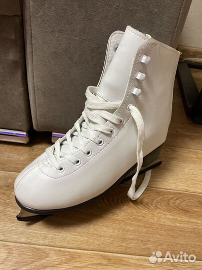 Коньки фигурные