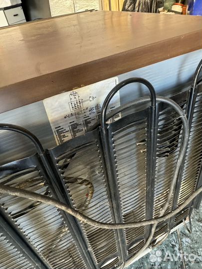 Холодильник минибар Whirlpool в отличном состоянии