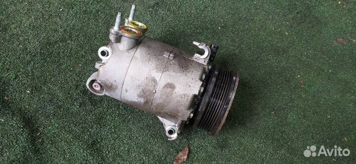 Компрессор кондиционера Volvo V70 B4204T7 2011