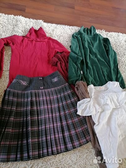 Блузки,кофты,джинсы на девочку