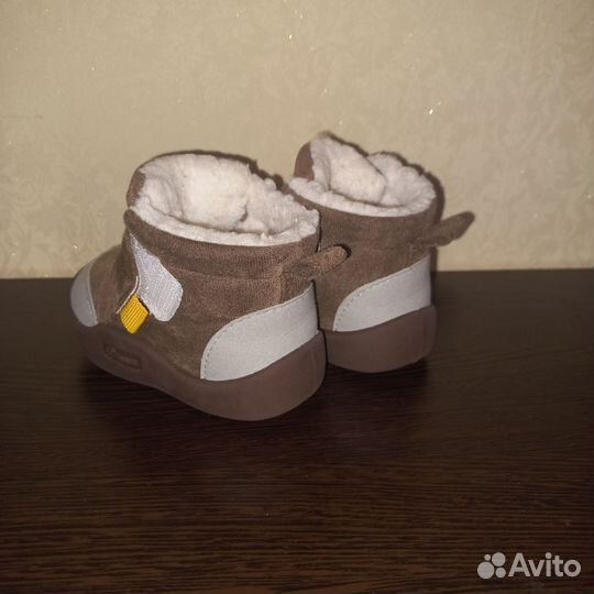 Ботинки зимние для мальчика 13,5 размер
