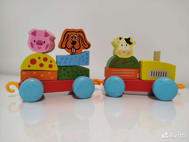 Развивающие игрушки.Паровозик деревянный