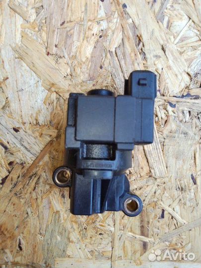 Клапан холостого хода Hyundai Getz 1