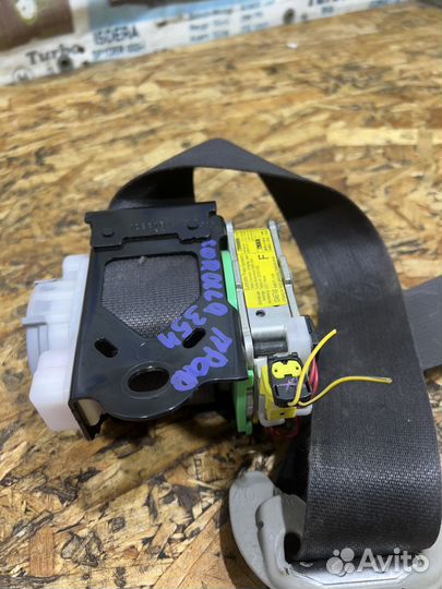 Ремень безопаснос правый Тойота Королла E150