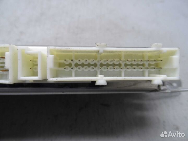 Блок управления подвеской Mercedes-Benz E-Class