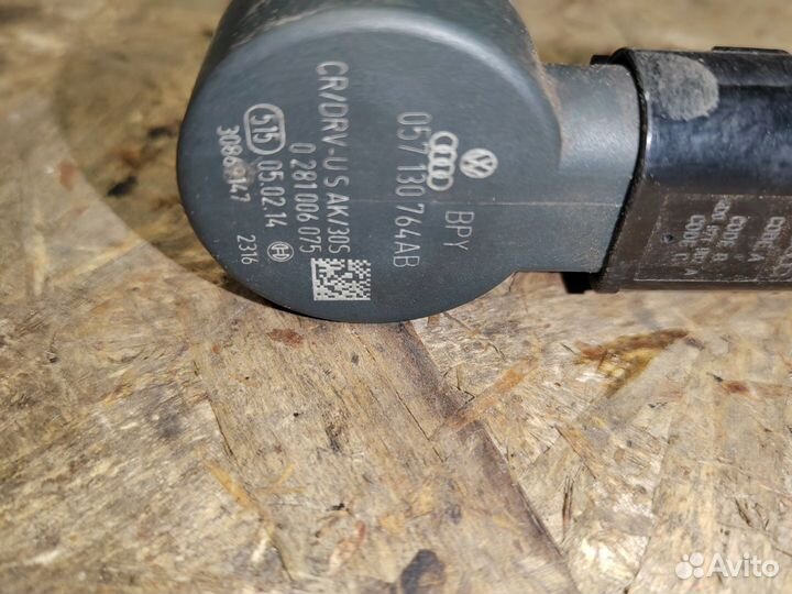 Pегулятор давления топлива Volkswagen Amarok 2014